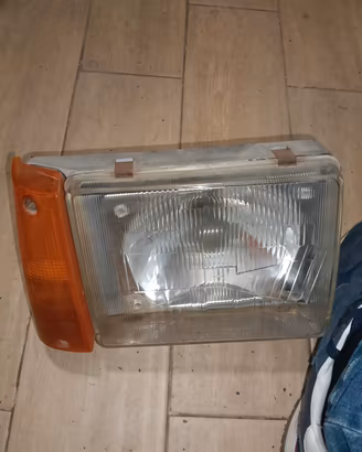 faro fiat panda 141 