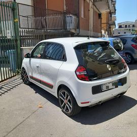 Renault twingo gt line sport