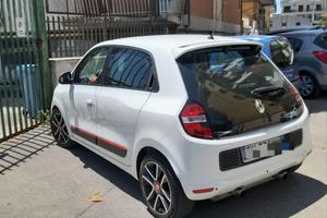 Renault twingo gt line sport