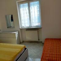 Camera matrimoniale contenitore, piu 2 materassi