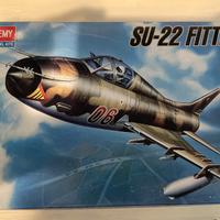Su-22 Fitter 1/144 kit modellismo guerra fredda
