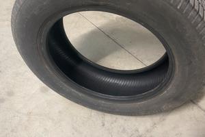 Gomme 215/65 R17 Bridgestone