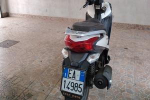 Scooter , People one Acireale 