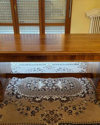 Tavolo da sala + credenza + sedie
