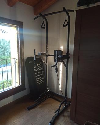 Attrezzo dorsali,pettorali,braccia, addominali 