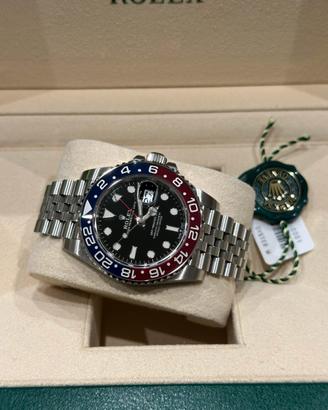 Rolex GMT-MASTER II 126710blro