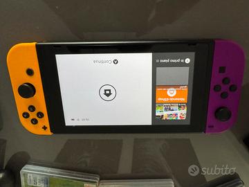 Nintendo Switch 2022 + Joy-Con extra Ottime Condiz