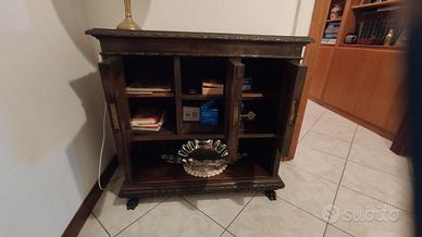 Comò da anticamera con specchio