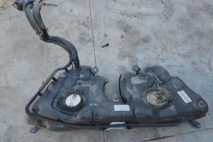 Serbatoio carburante MERCEDES CLASSE C W203 2002