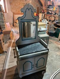 Mobile Specchiera e comodini vario tipo