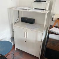 Mobiletto in ferro Ikea