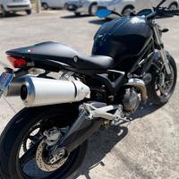 Ducati Monster 696
