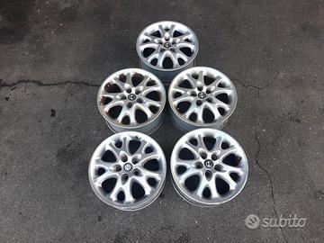 Cerchi in lega Alfa 147 2003 15 pollici ET 41.5