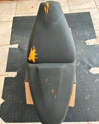 Sella originale DA RIVESTIRE per APRILIA 150 SR
