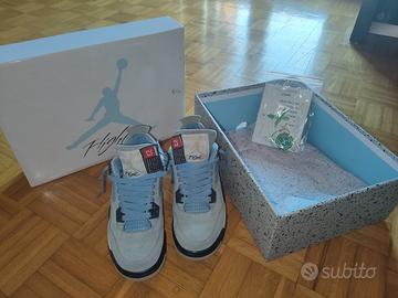 Jordan 4 retrò university