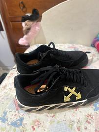 Scarpe taglia 44