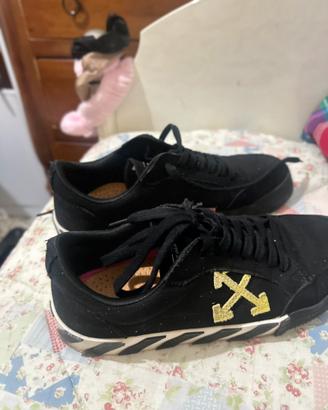 Scarpe taglia 44