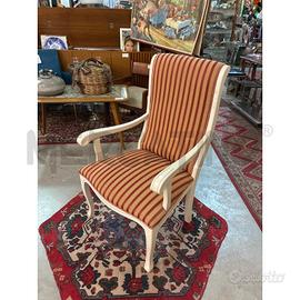 POLTRONCINA POZZETTO BIANCA TESSUTO SEDUTA E SPALL