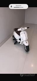 Vespa a batteria bambino