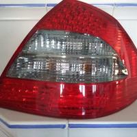 Faro posteriore dx Mercedes E Kompressor 2008