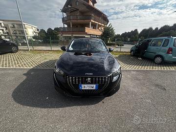 Peugeot 208 allur pack 100cv