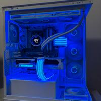 PC Gaming - Ryzen 7 7800X3D - RX 9070 XT 16GB