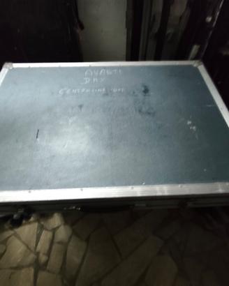 Flycase