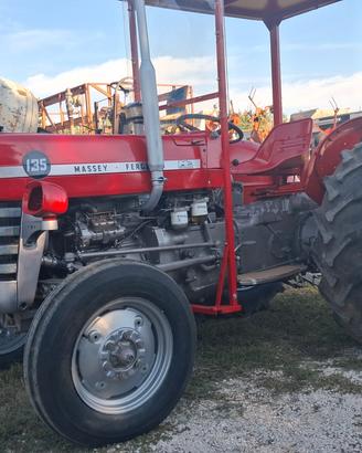 MF 135 