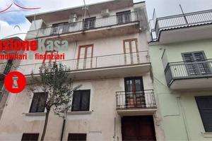 Appartamento di 70 m² con 3 locali a Quadrelle