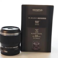 OLYMPUS ED 30MM F 3.5 MACRO