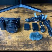 Nuova Sony Alpha ZV-E10 - Kit Vlog Camera