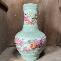 Vaso Cinese Antico Raffigurante Galli 