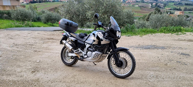 Africa Twin 750 Rd07