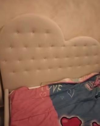 Letto contenitore a forme di cuore
