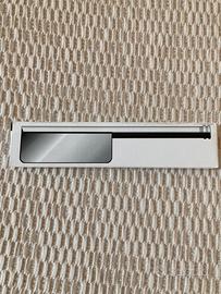 Raccoglibriciole argentato