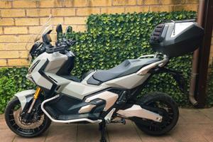 Honda X-ADV 750 full optional 