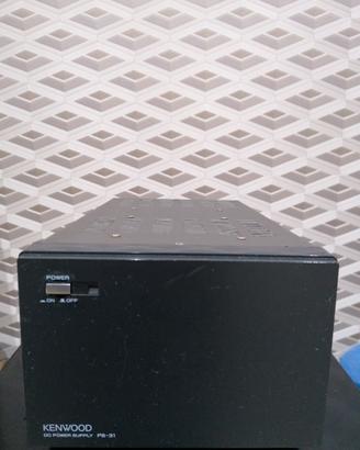 Alimentatore di linea Kenwood PS-31.