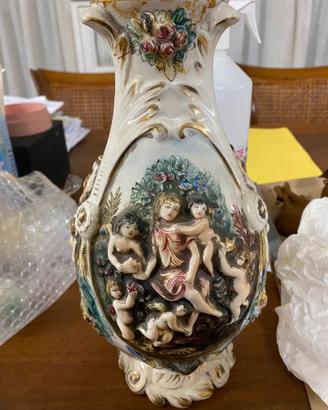 Vaso Capodimonte Repubblica San Marino