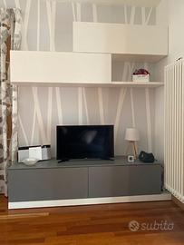 Parete attrezzata TV