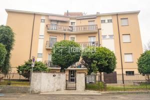 Bilocale Via Europa, 30