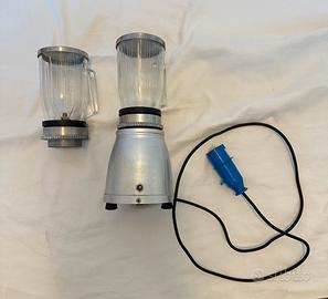 Frullatore Vintage Italiano con 2 Caraffe