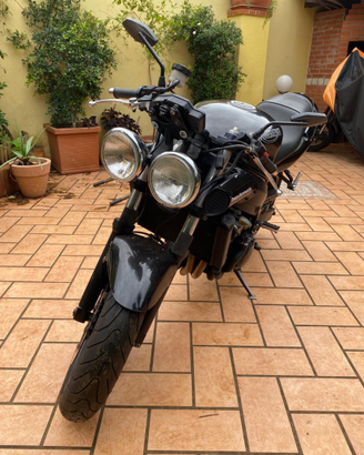 Triumph speed four