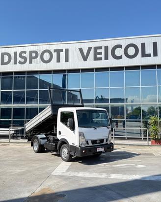 NISSAN CABSTAR NT 400 RIBALTABILE TRE LATI