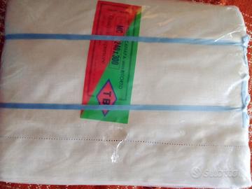 Antico lenzuolo color ecru di lino e Cotone