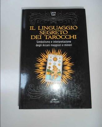 Tarocch i  e  Carte divinatorie sogni (Laura Tuan)