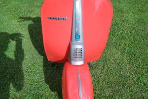 Vespa 50 r (V5A1T)