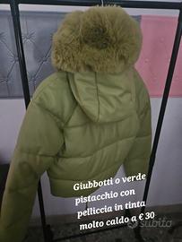 bomber verde pistacchio con pelliccia e pelliccia 