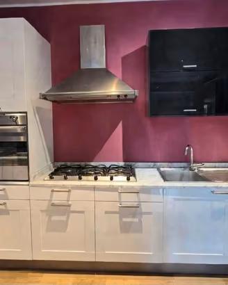 Cucina come nuova + Consegna gratuita