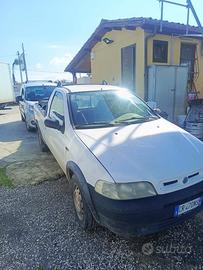 Fiat strada 1.9 jtd X commerciante fa fumo biano
