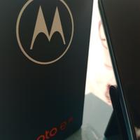 cellulare motorola e22